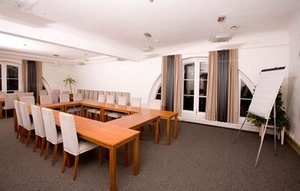 Saku m&otilde;isa  seminariruum