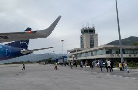 Tivati lennujaam, Montenegro
