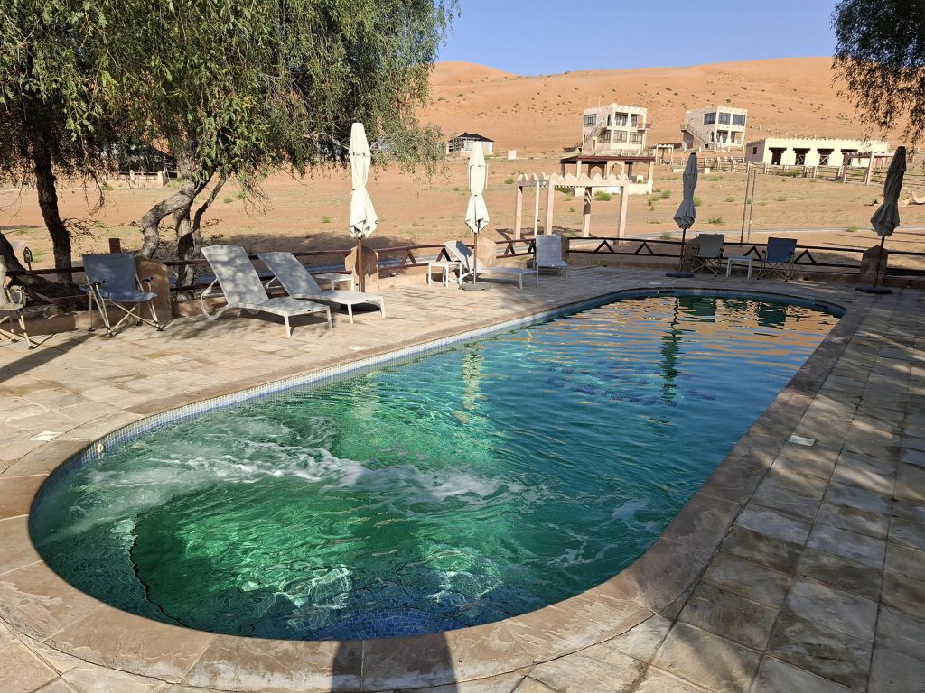 Thousand Night Resort hotell