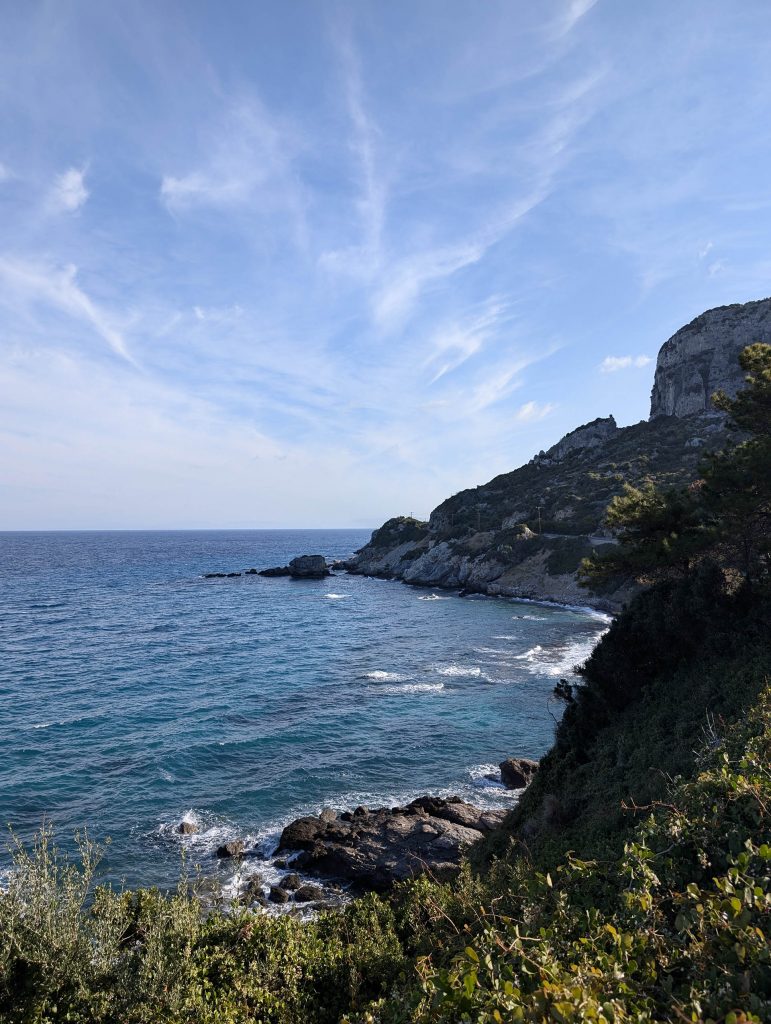 Agios Nikolaose kiriku juurest vaade