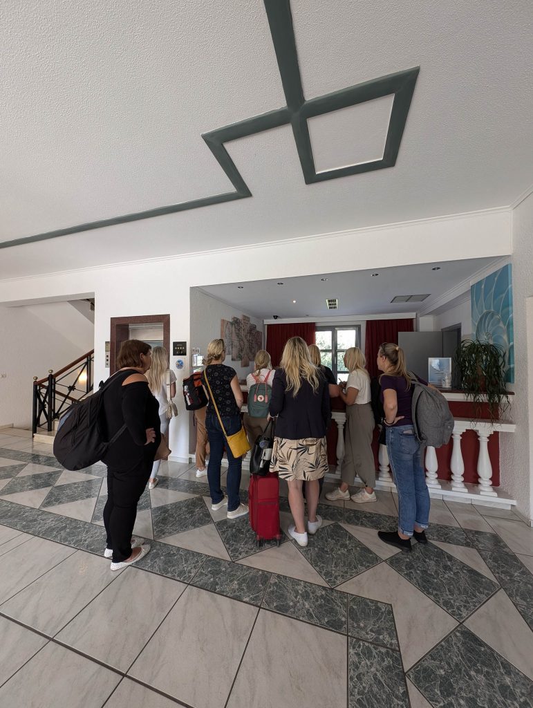 Arion hotelli check-in