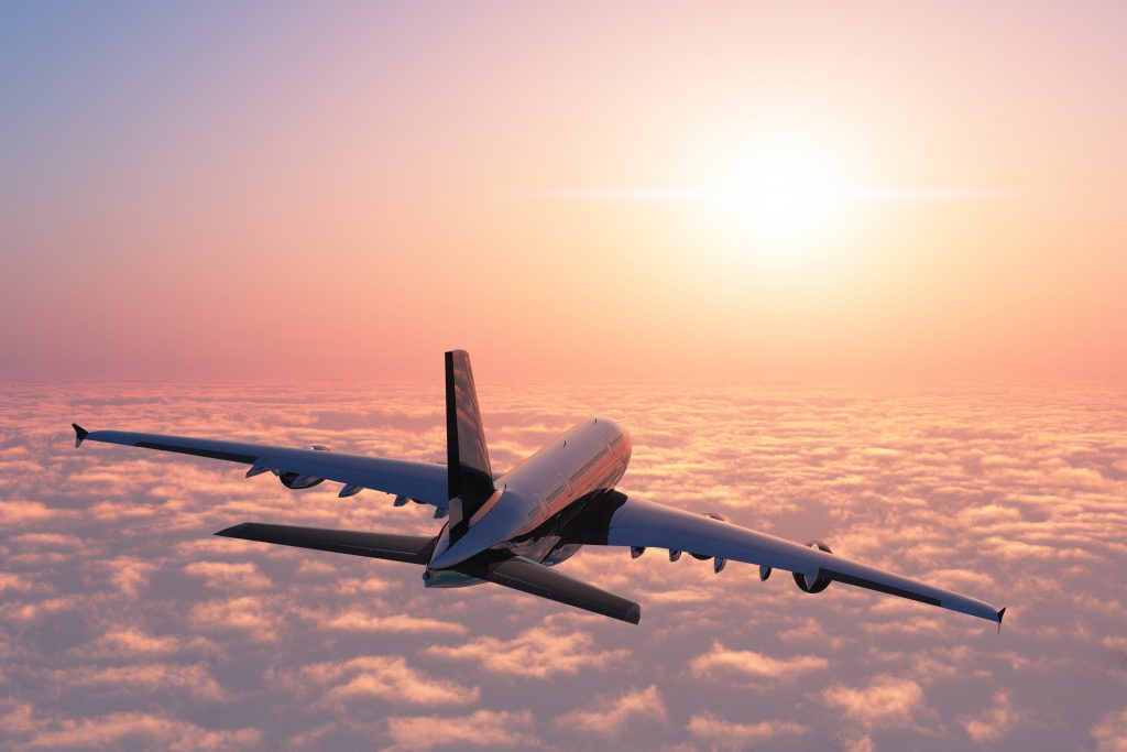 На волне с Estravel: Про перелёты и работу бортпроводников (5 выпуск)