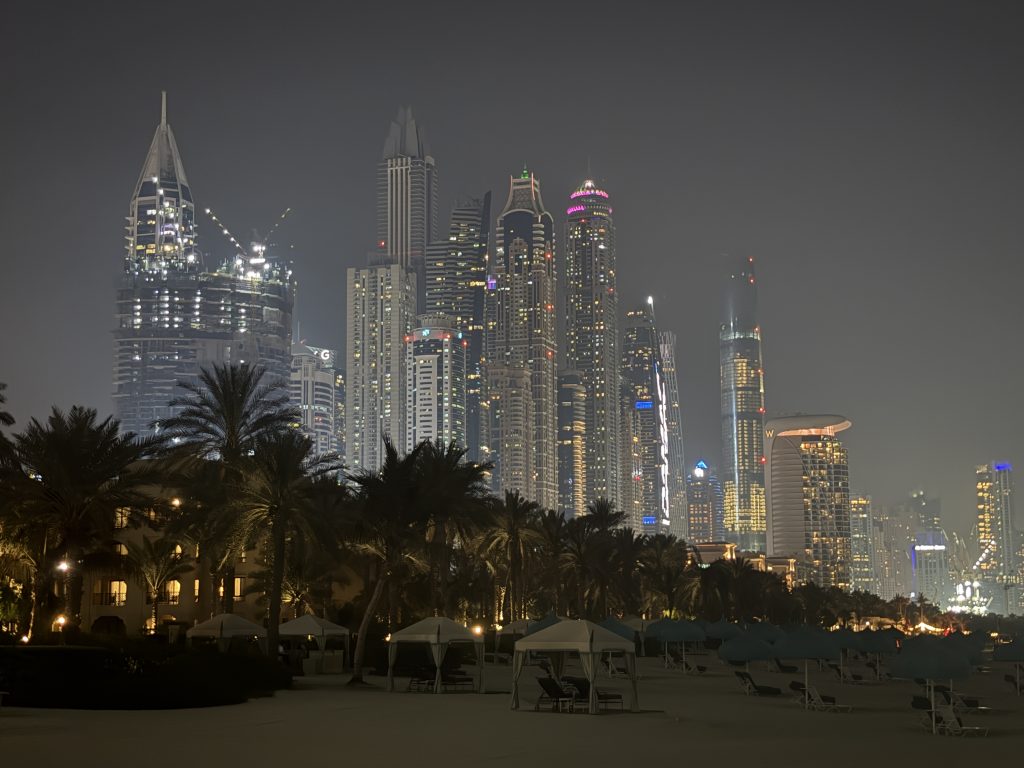 AMEX konverents Dubais
