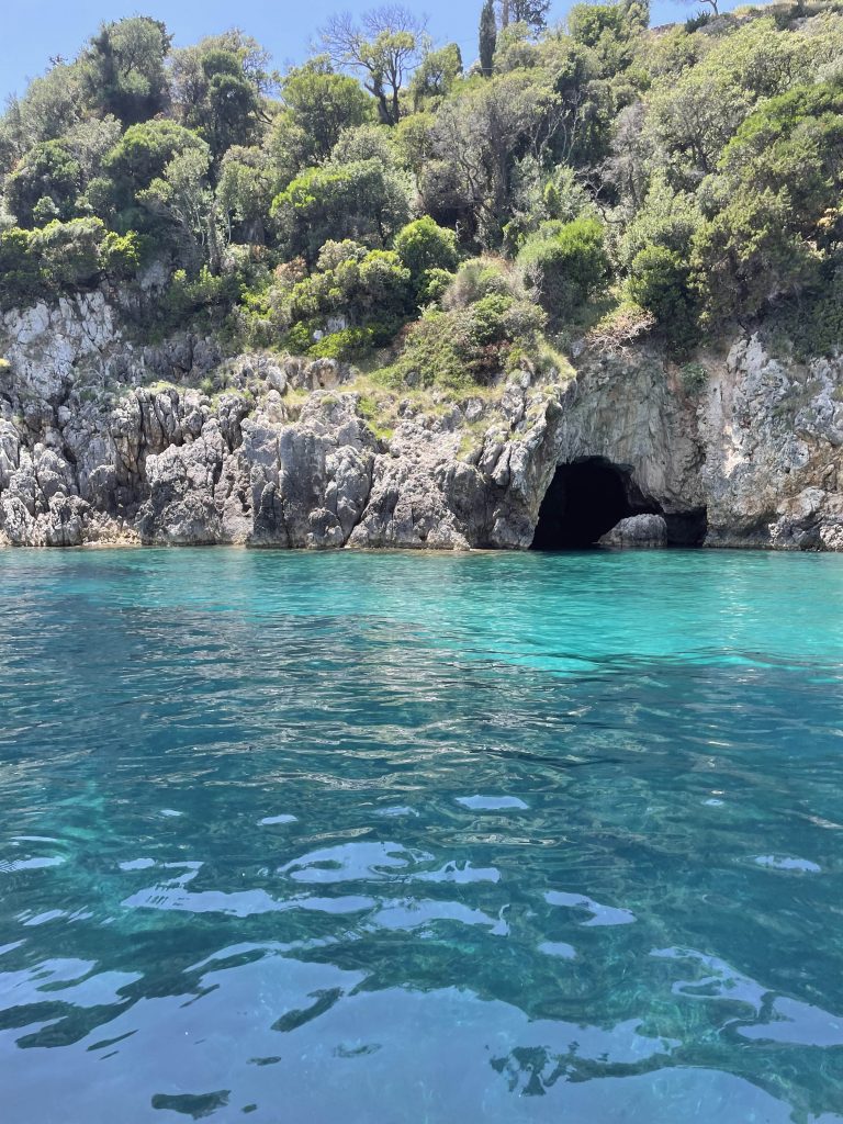 Paleokastritsa lahesopp