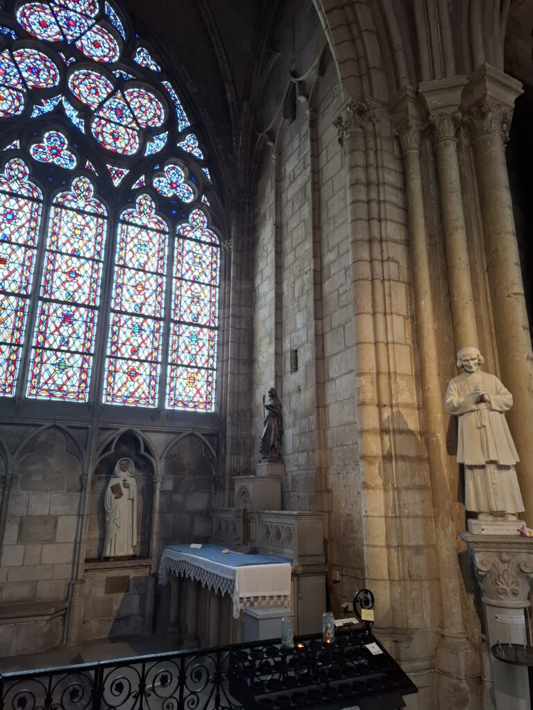 Notre Dame, Mantes La Jolie