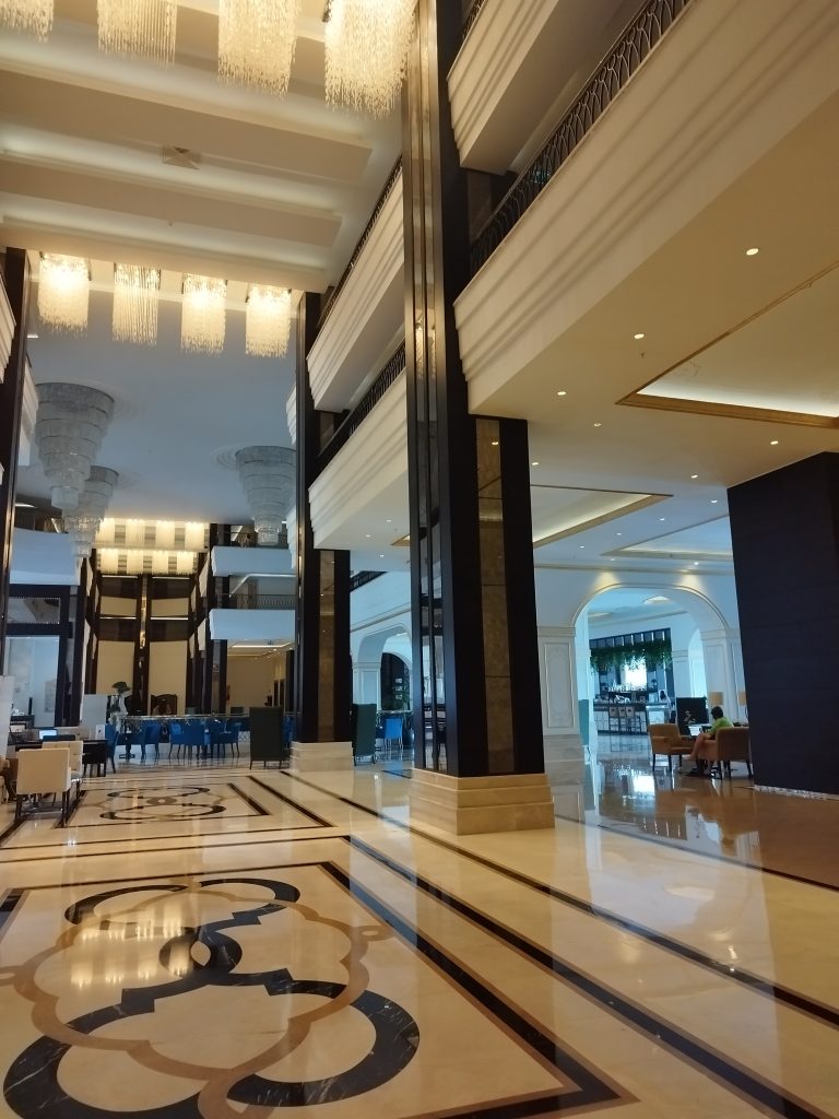 Juju Premier Palace fuajee