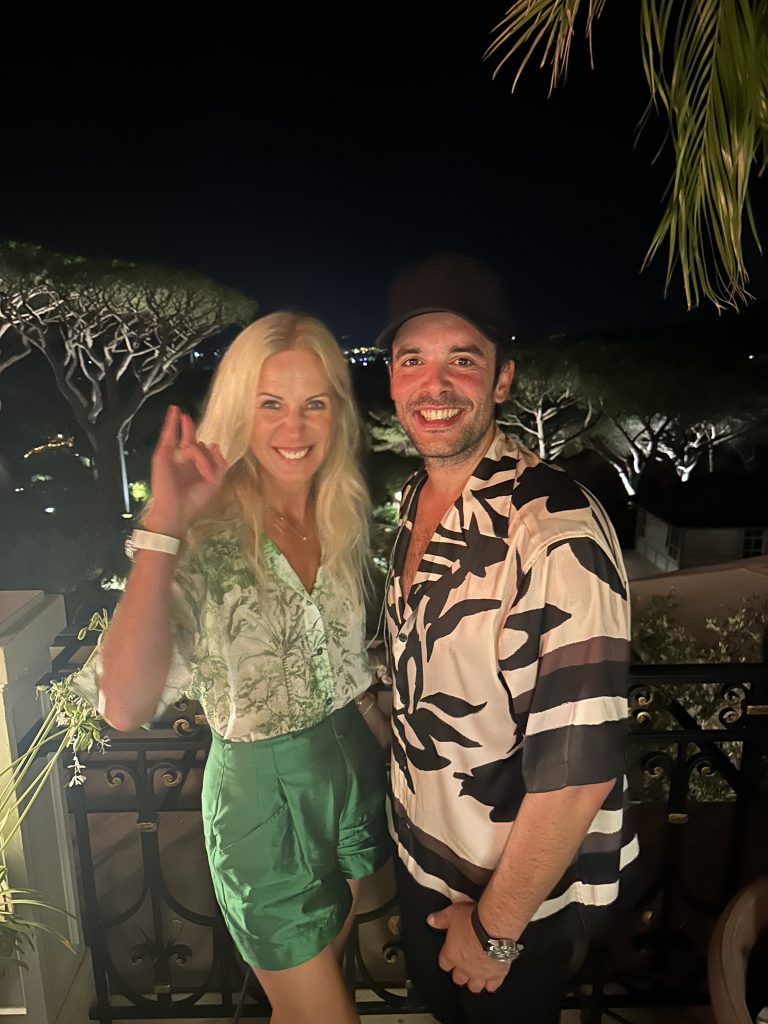 Sandy Saz ja Lilia saint Tropez