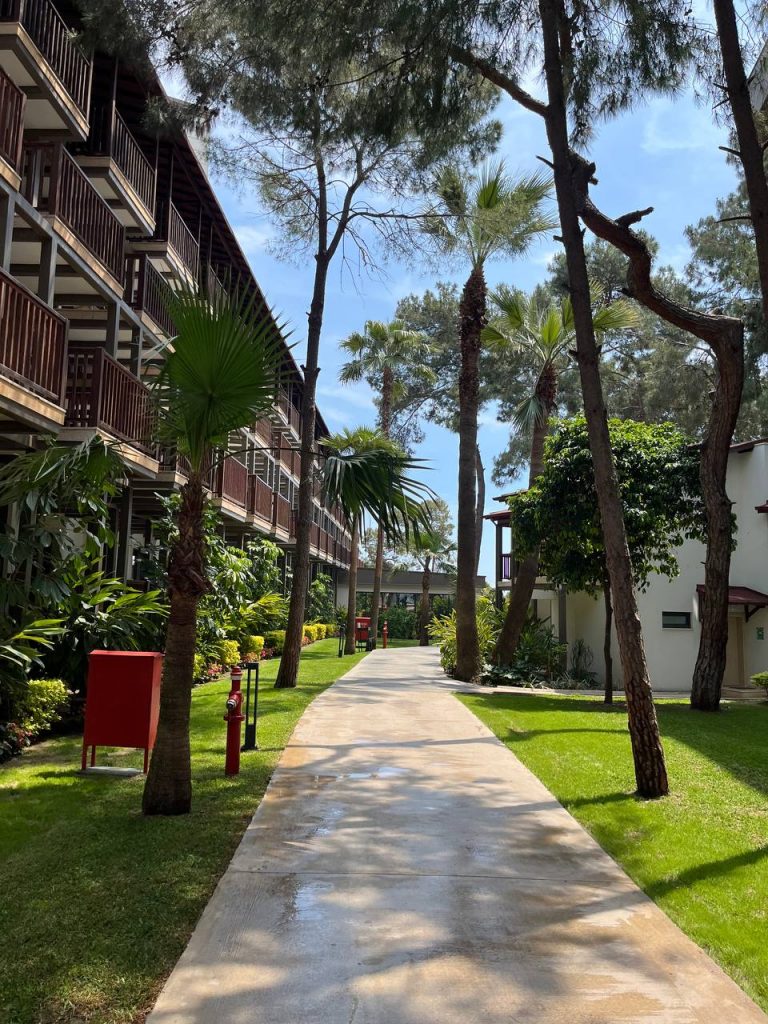 Seven Seas Hotel Life