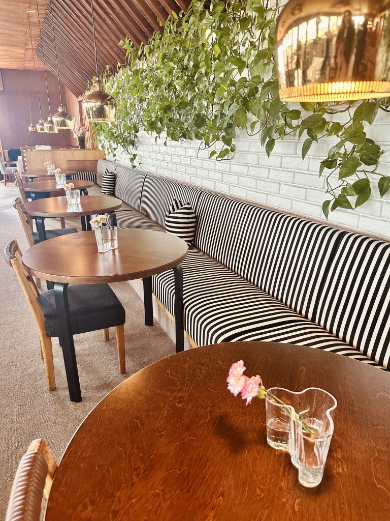 Aalto restoranis Savoy interjöör