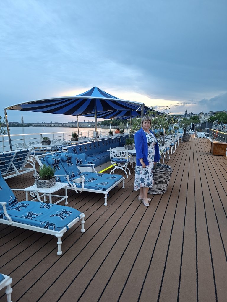Signe Uniworldi sundeck'il