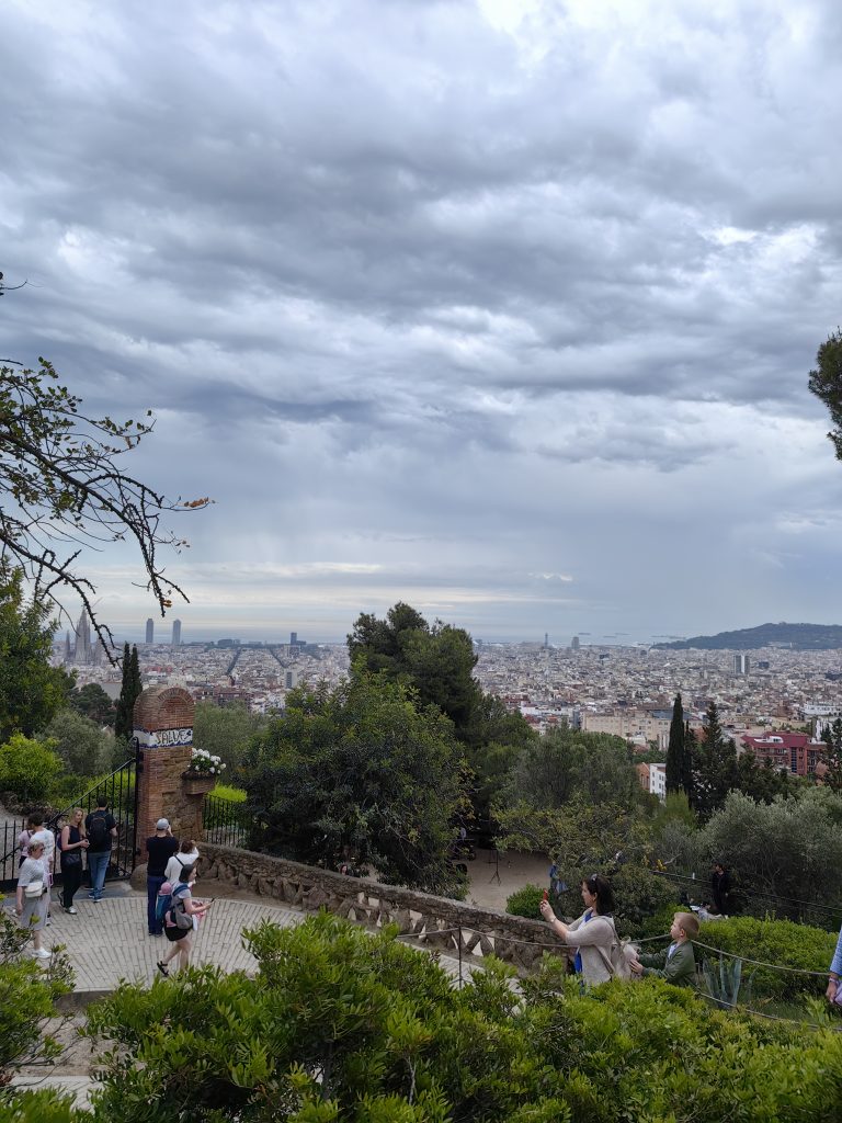 Vaade Barcelona linnale Park Güellist