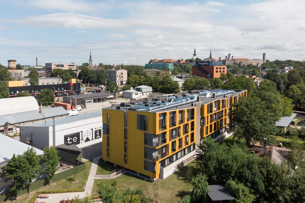 Bob W Telliskivi, Tallinn
