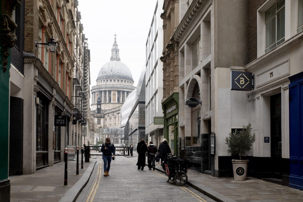 Bob W, London