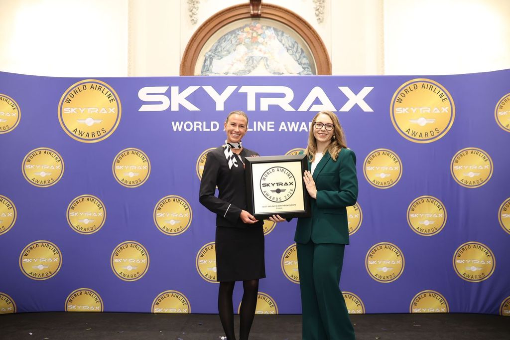 Eerika Enne (VP Customer Experience) ja Inka Terttunen (Cabin Crew Member)